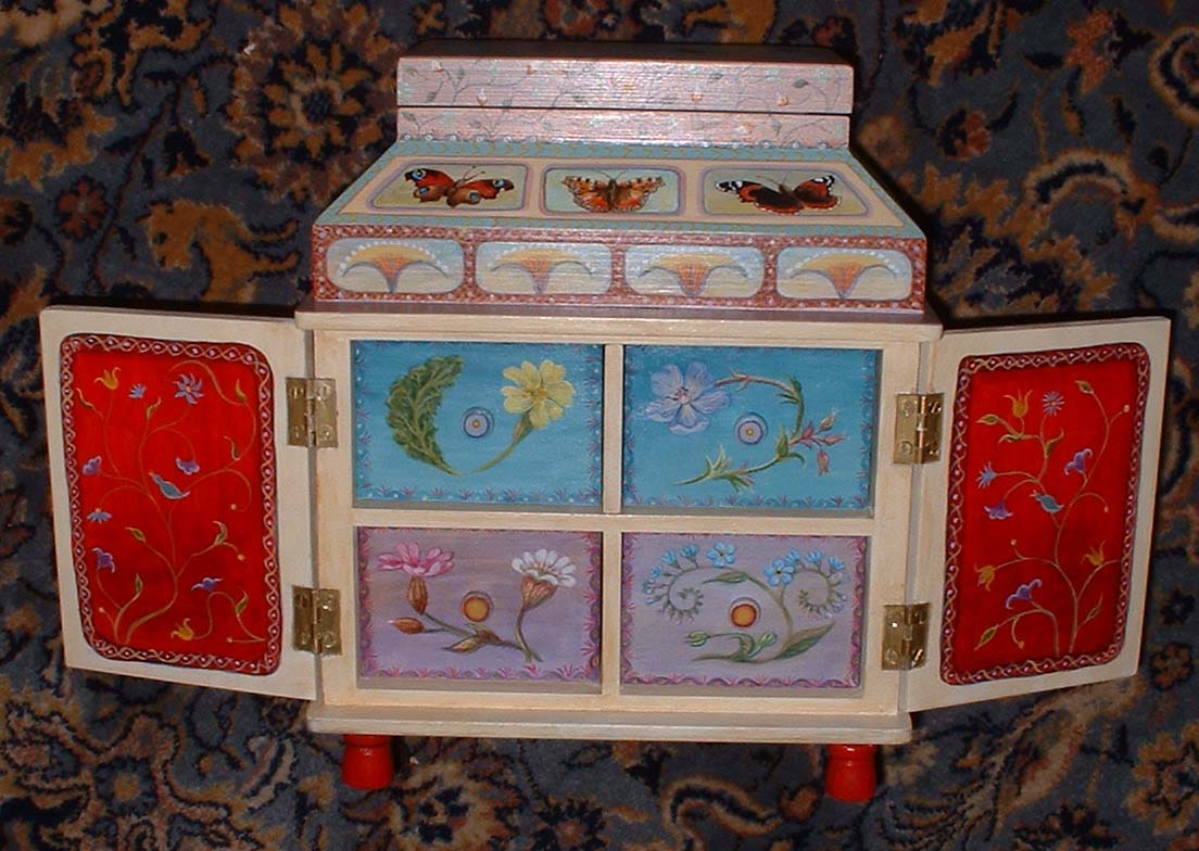 Robins casket, doors open